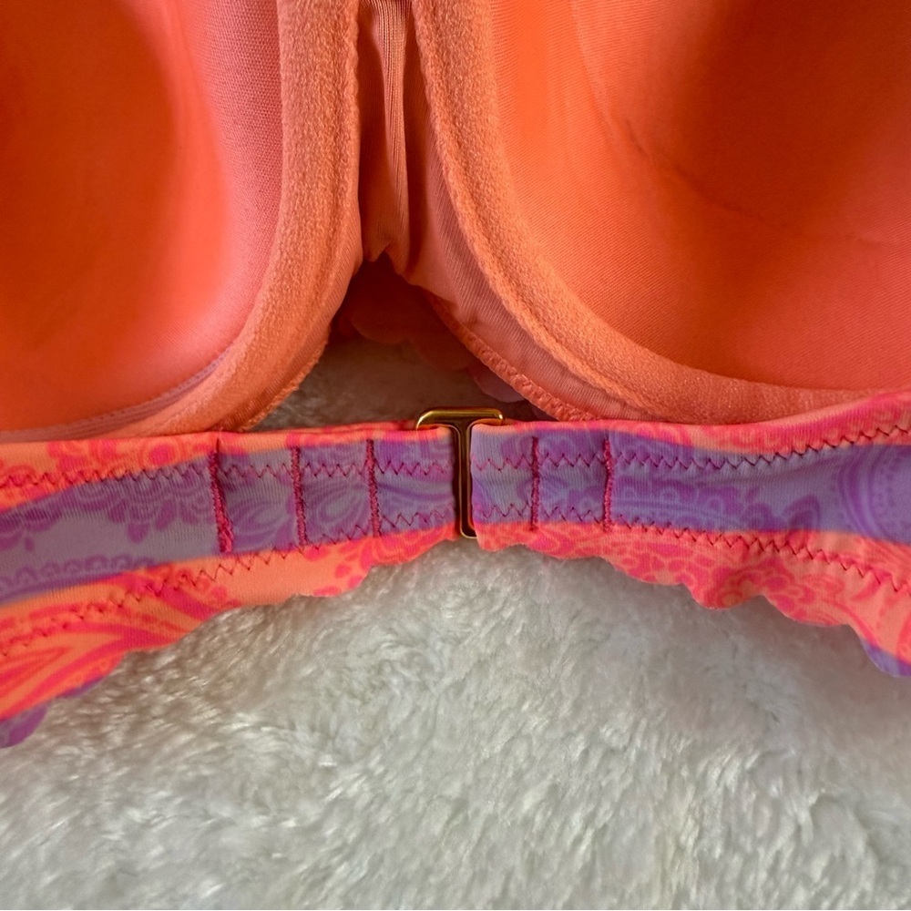 Victoria's Secret Pink and Purple Underwire Swim Top Size 32D - Picture 4 of 6